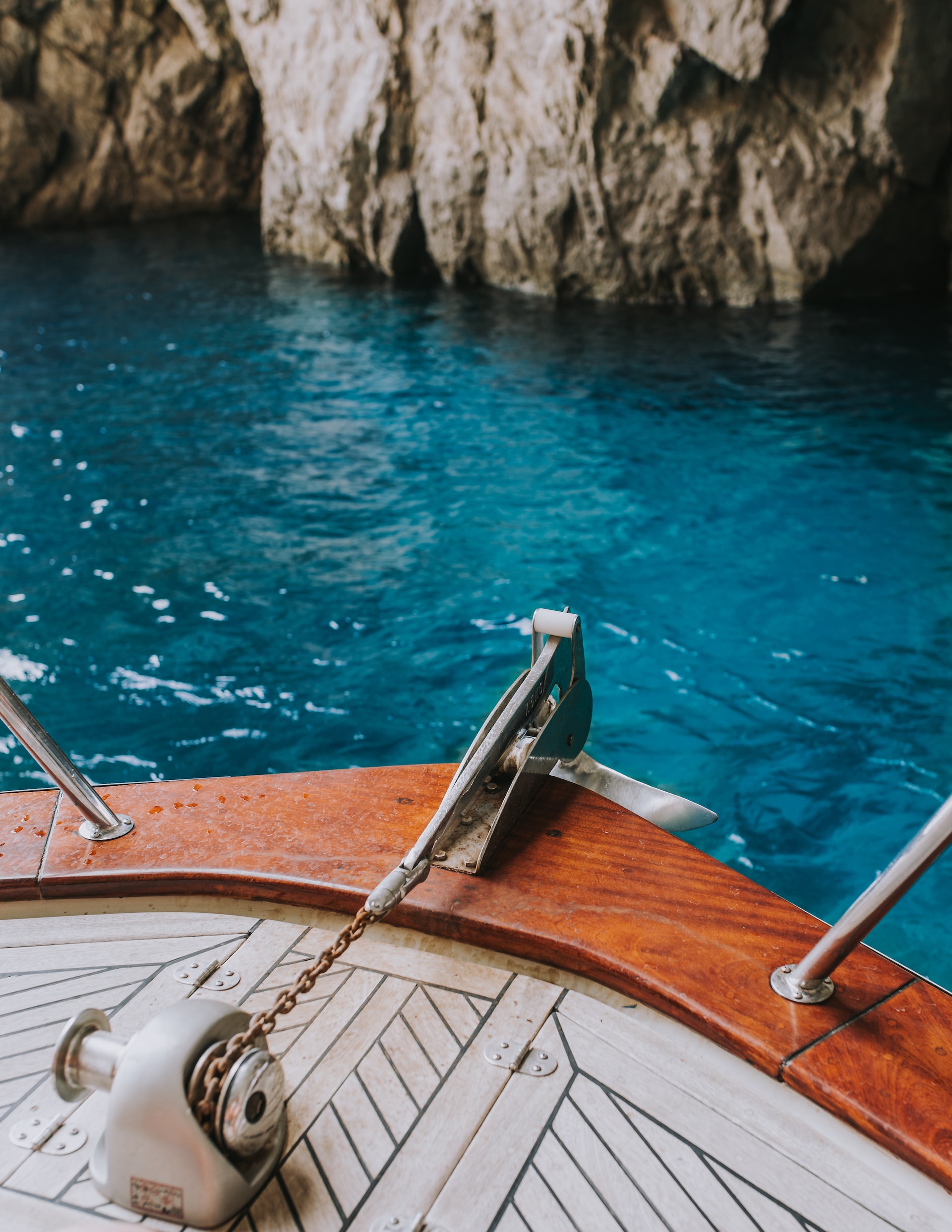 Al momento stai visualizzando Tour in barca di Capri